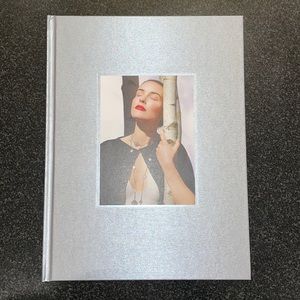 2021-22 holiday catalog from Vancleef & Arpels